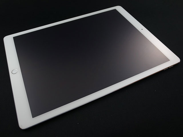 Spigen iPad Pro GLAS.tR SLIM