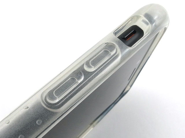 TUNEWEAR Hybrid Shell 衝撃吸収クリアケース for iPhone 7