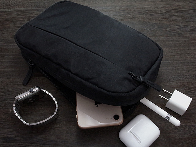Incase Nylon Accessory Organizer for iPhone and Apple Watch