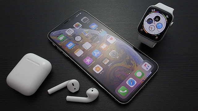 iPhone XS MaxとApple Watch Series 4