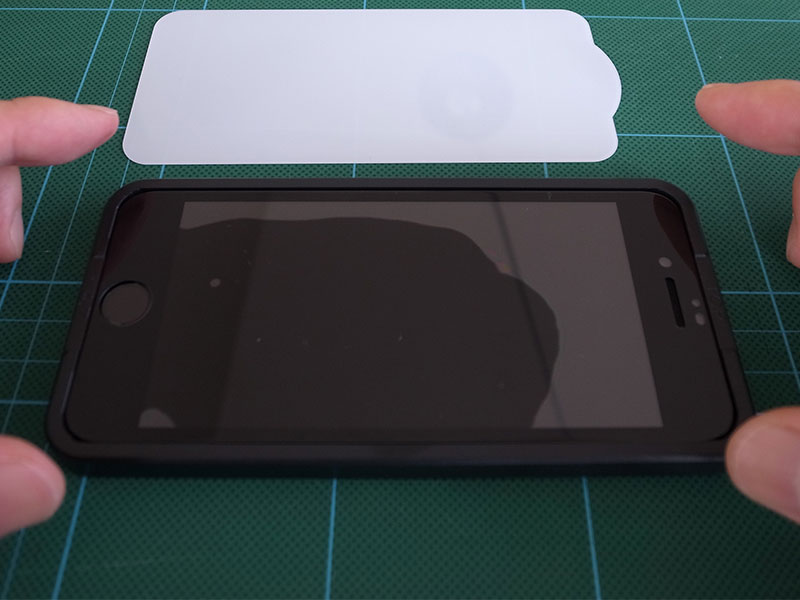GAURUN iPhone SE（第2世代）用フルカバー ガラスフィルム
