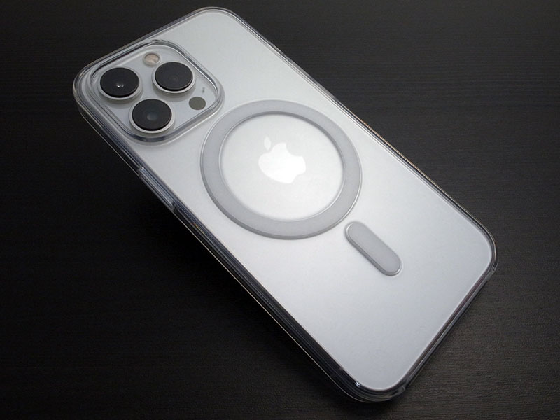 Apple純正 MagSafe対応iPhone 13 Proクリアケース