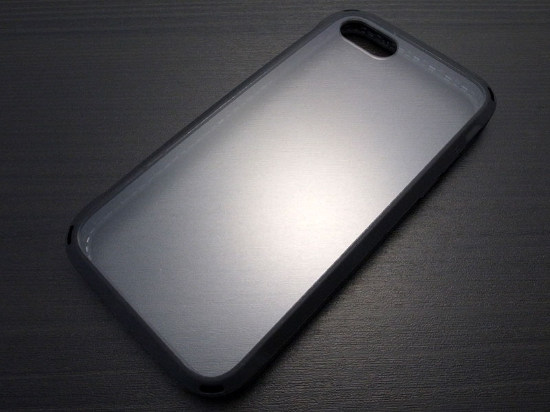 Simplism iPhone SE（第3世代）GRAV 衝撃吸収ハイブリッドケース