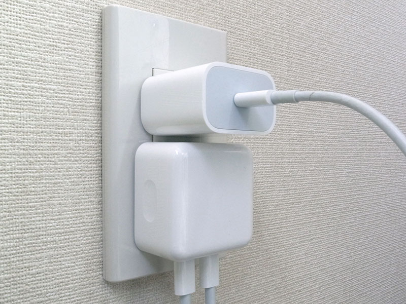 レビュー】Apple純正 デュアルUSB-Cポート搭載35Wコンパクト電源 