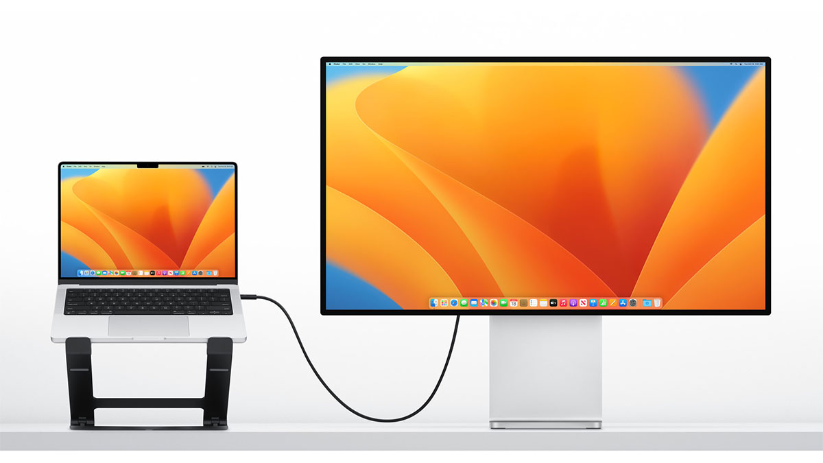 Twelve South Curve Flex Stand for MacBook
