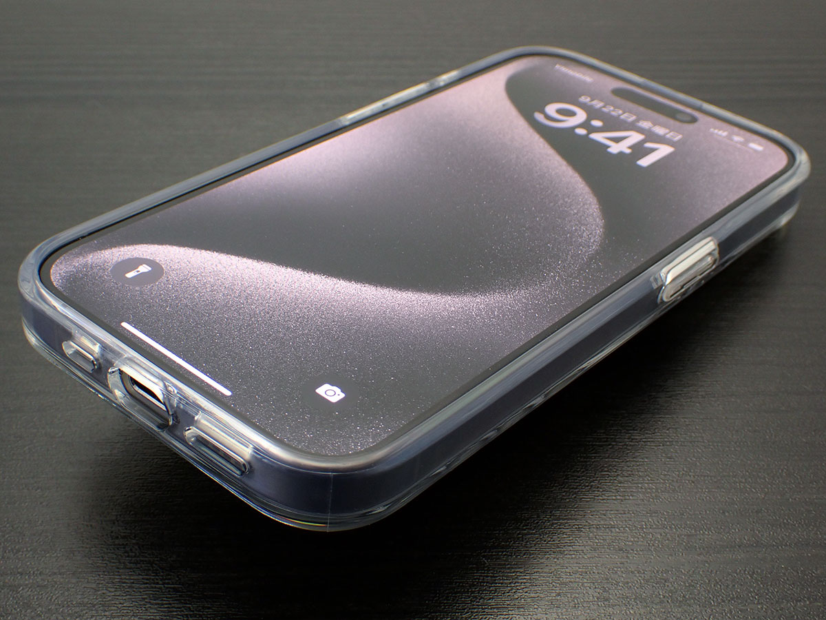 STM Reawaken iPhone 15 Pro用ケース