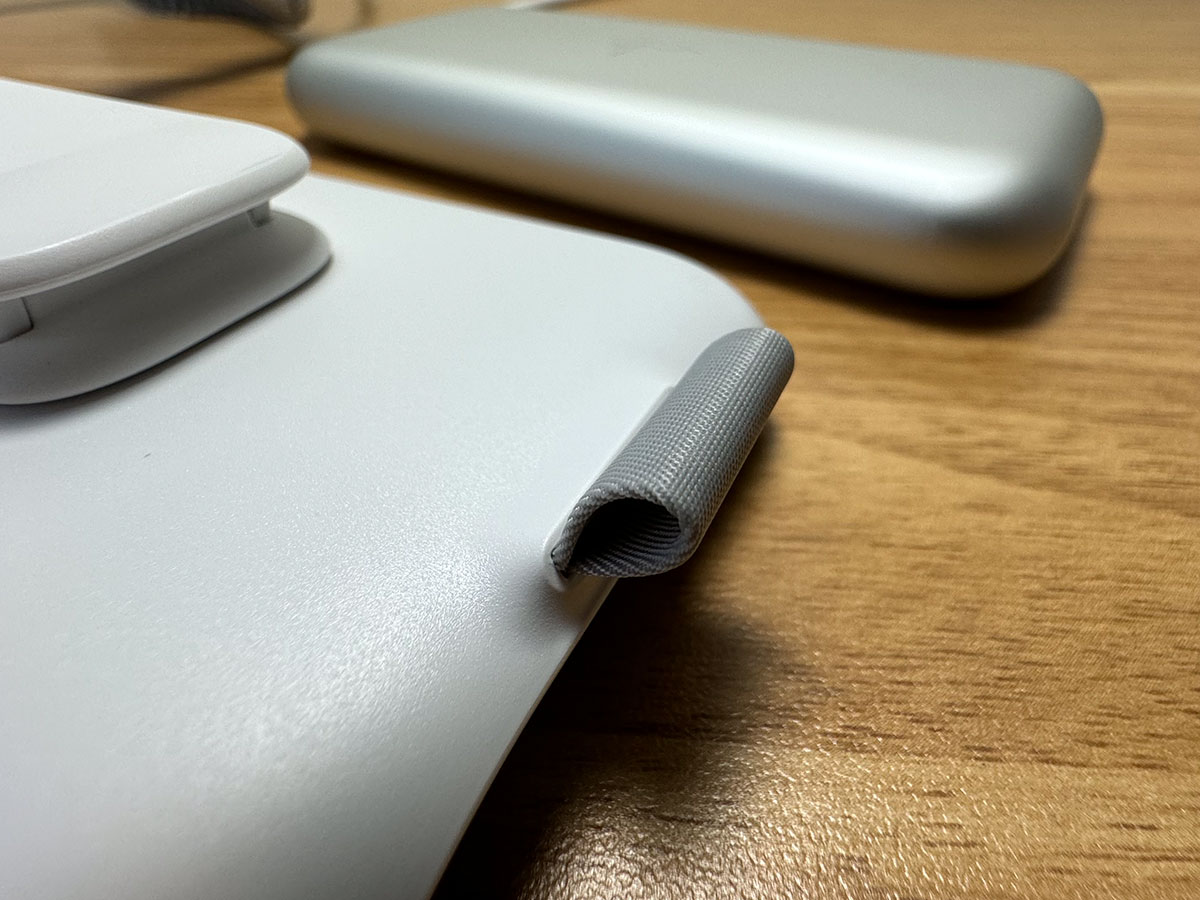 Belkin Battery Holder for Apple Vision Pro