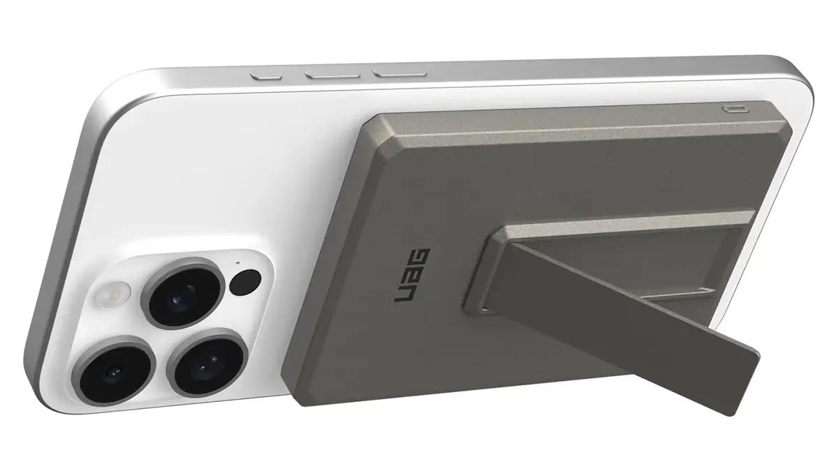 UAG MagSafe対応 ULTRA SLIM 5K POWERBANK + STAND