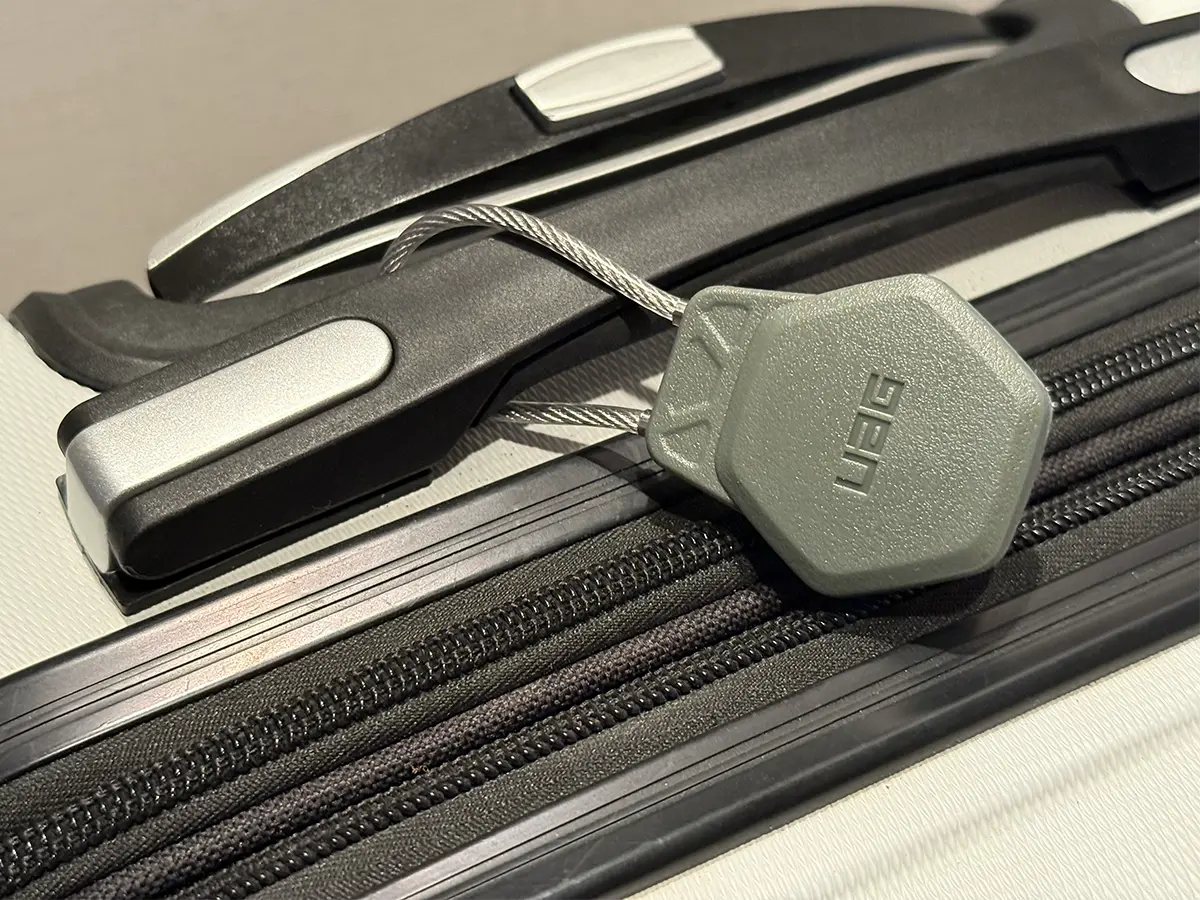 UAG AirTagケースCIVILIAN