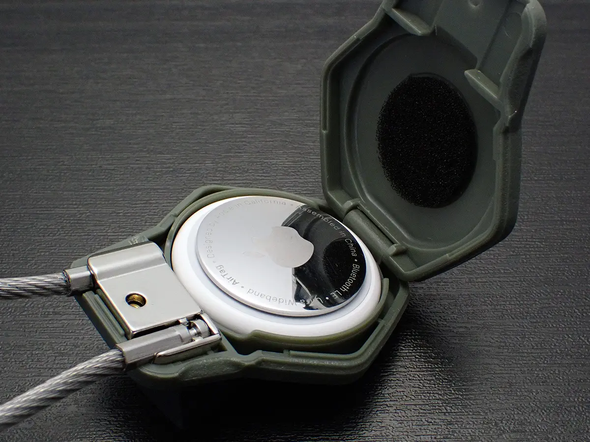 UAG AirTagケースCIVILIAN
