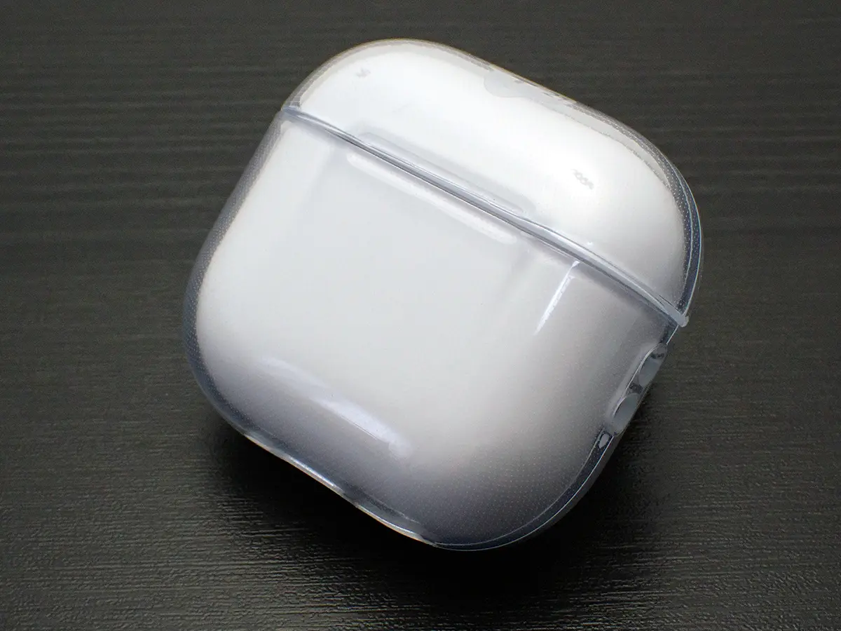 Tech21 EvoClear Case for AirPods 4