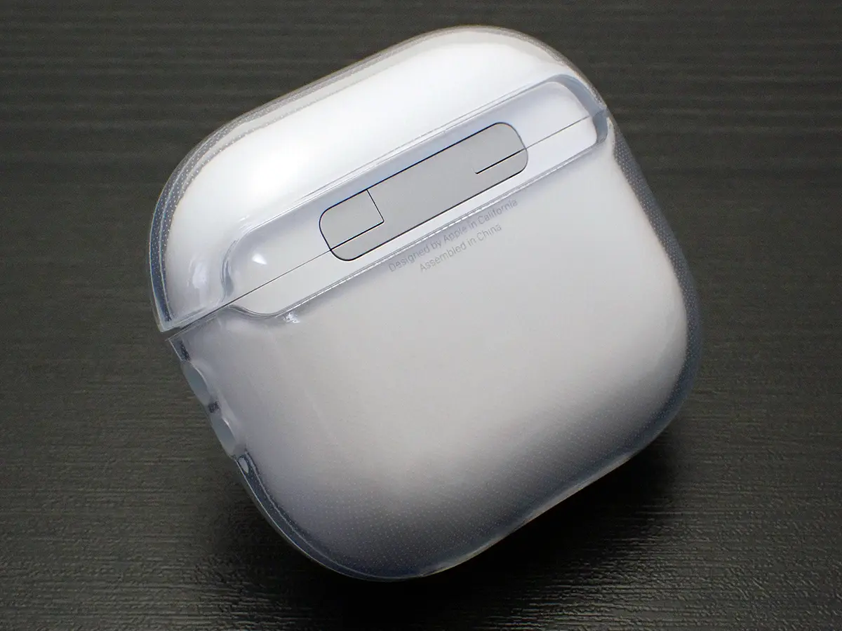 Tech21 EvoClear Case for AirPods 4