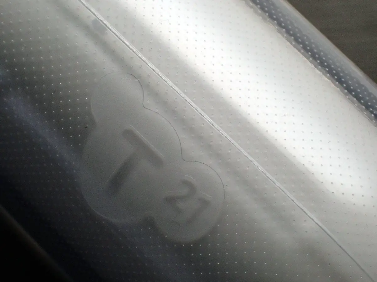 Tech21 EvoClear Case for AirPods 4