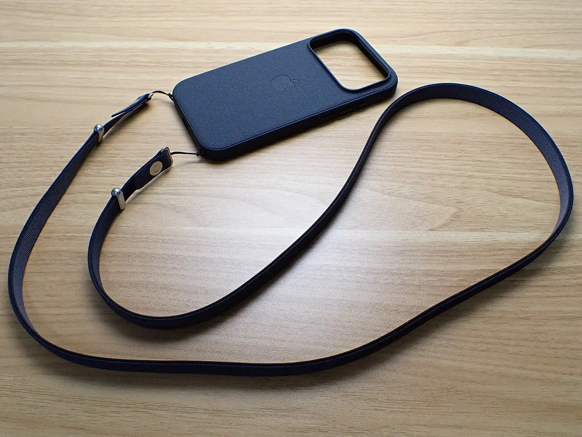 クロスボディストラップ