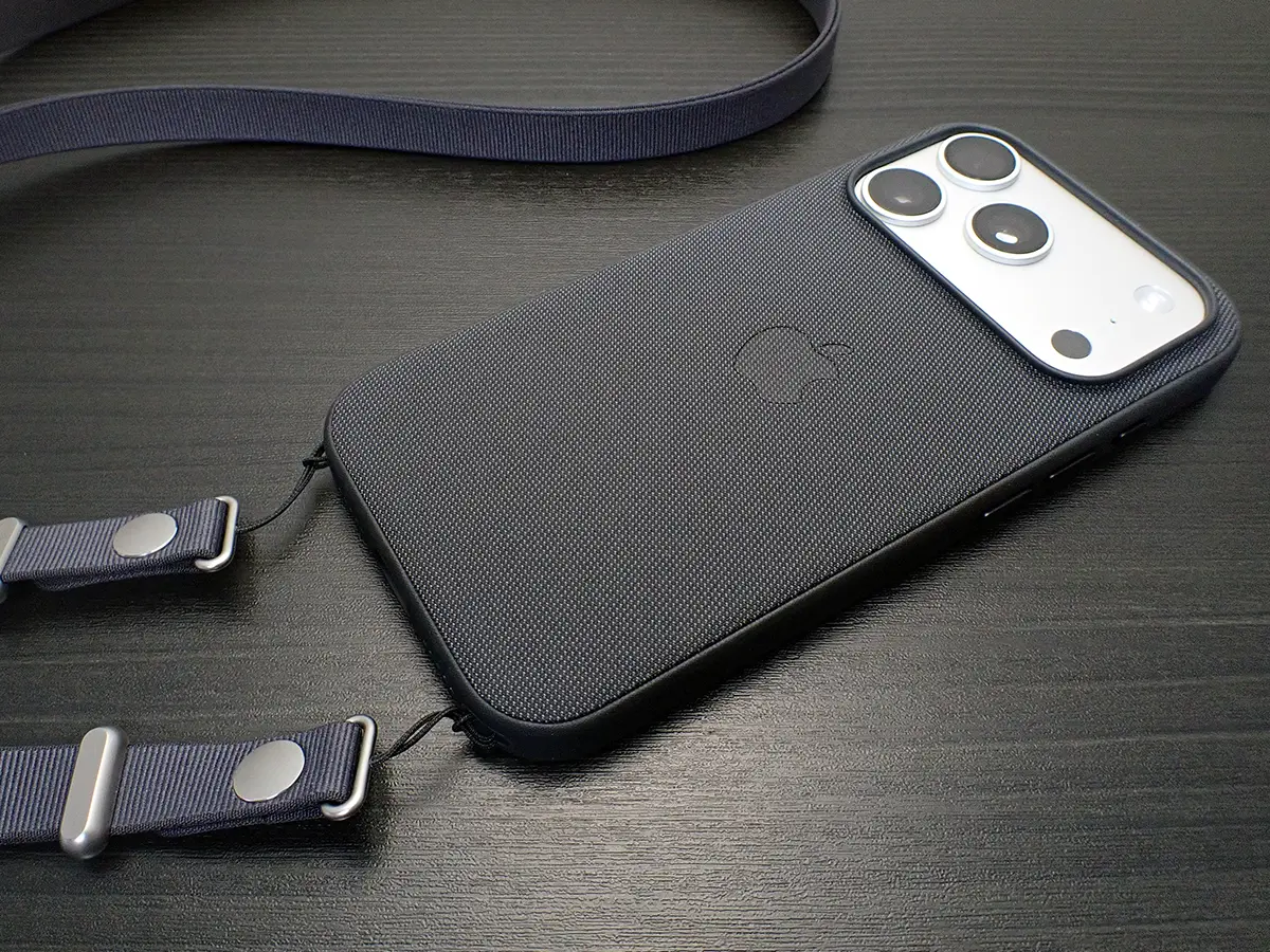 iPhone 17 Proテックウーブンケース