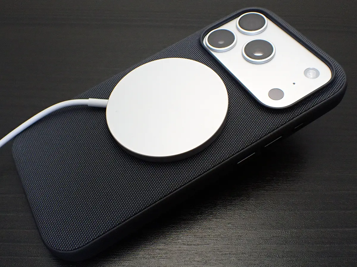 iPhone 17 Proテックウーブンケース