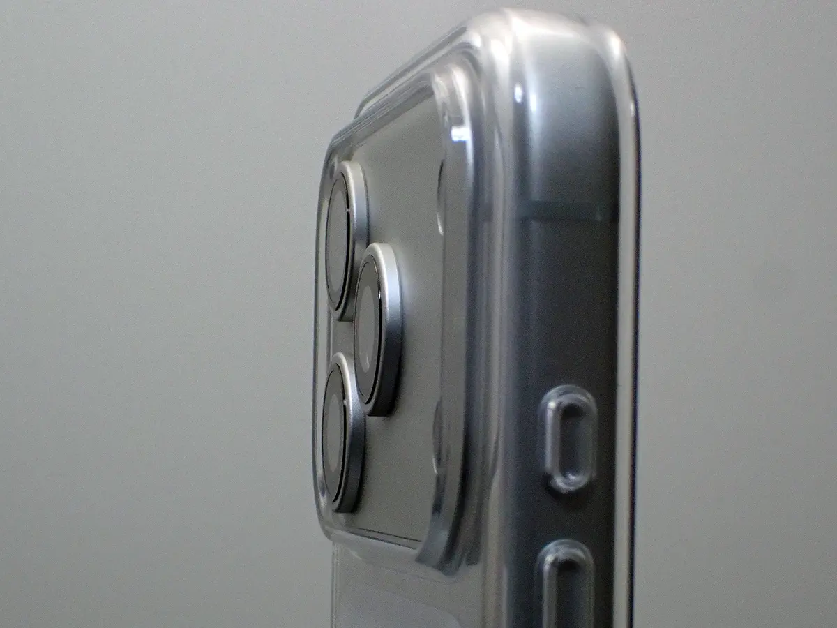 iPhone 17 Proクリアケース