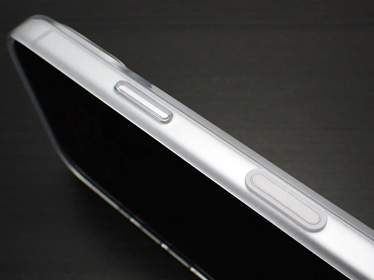 iPhone 17 Proクリアケース