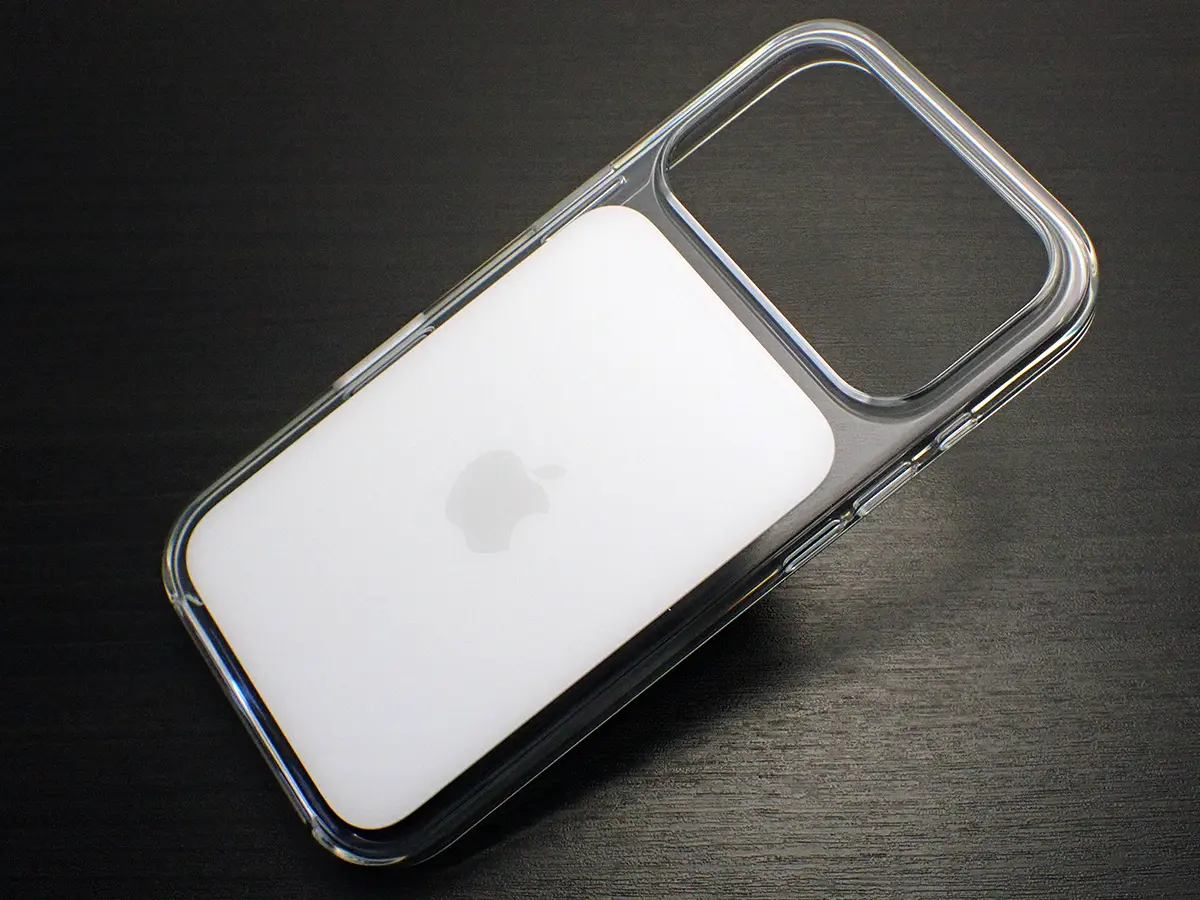 iPhone 17 Proクリアケース