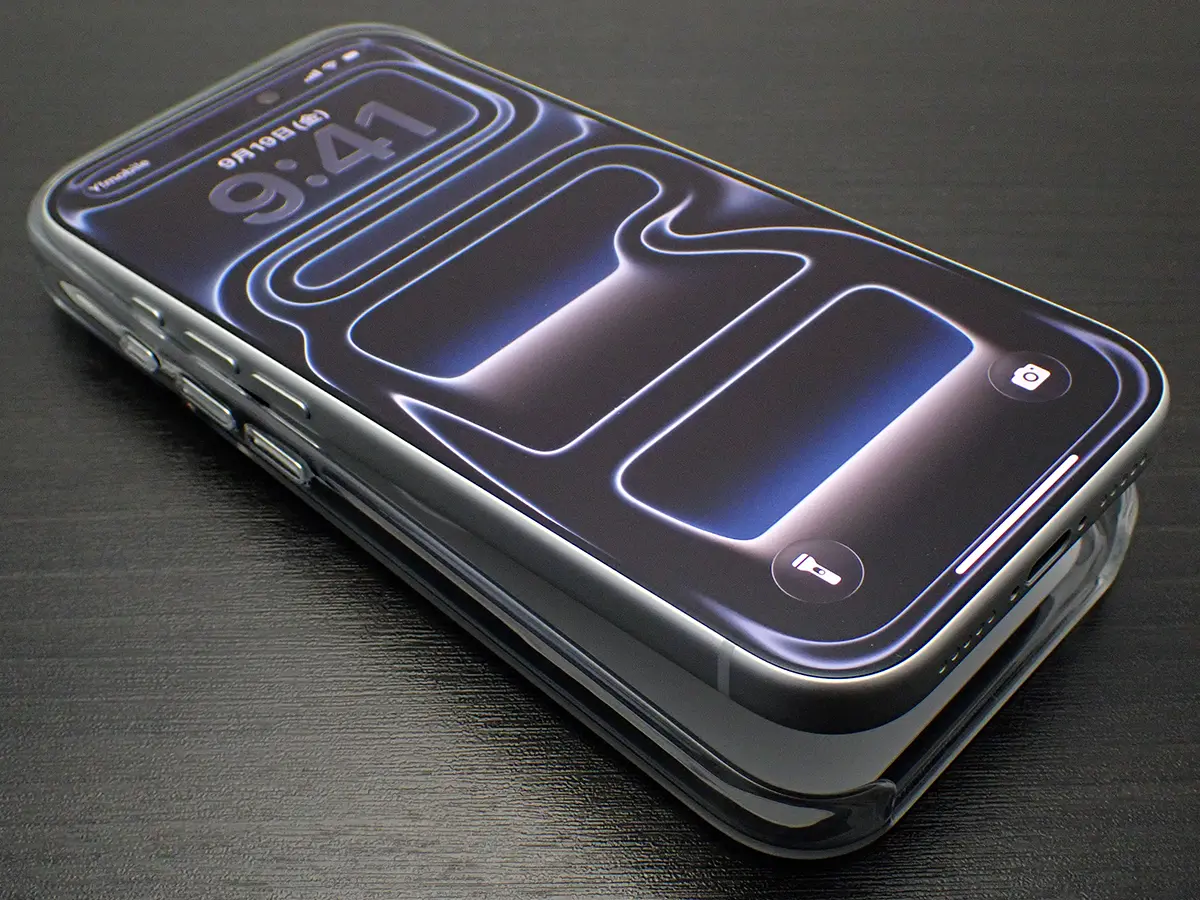 iPhone 17 Proクリアケース