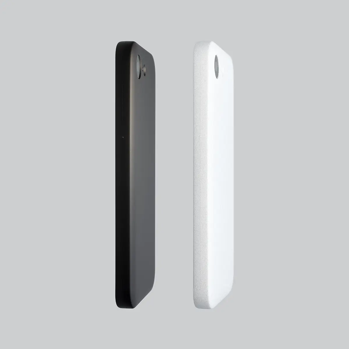 MYNUS iPhone 16e MAGCASE