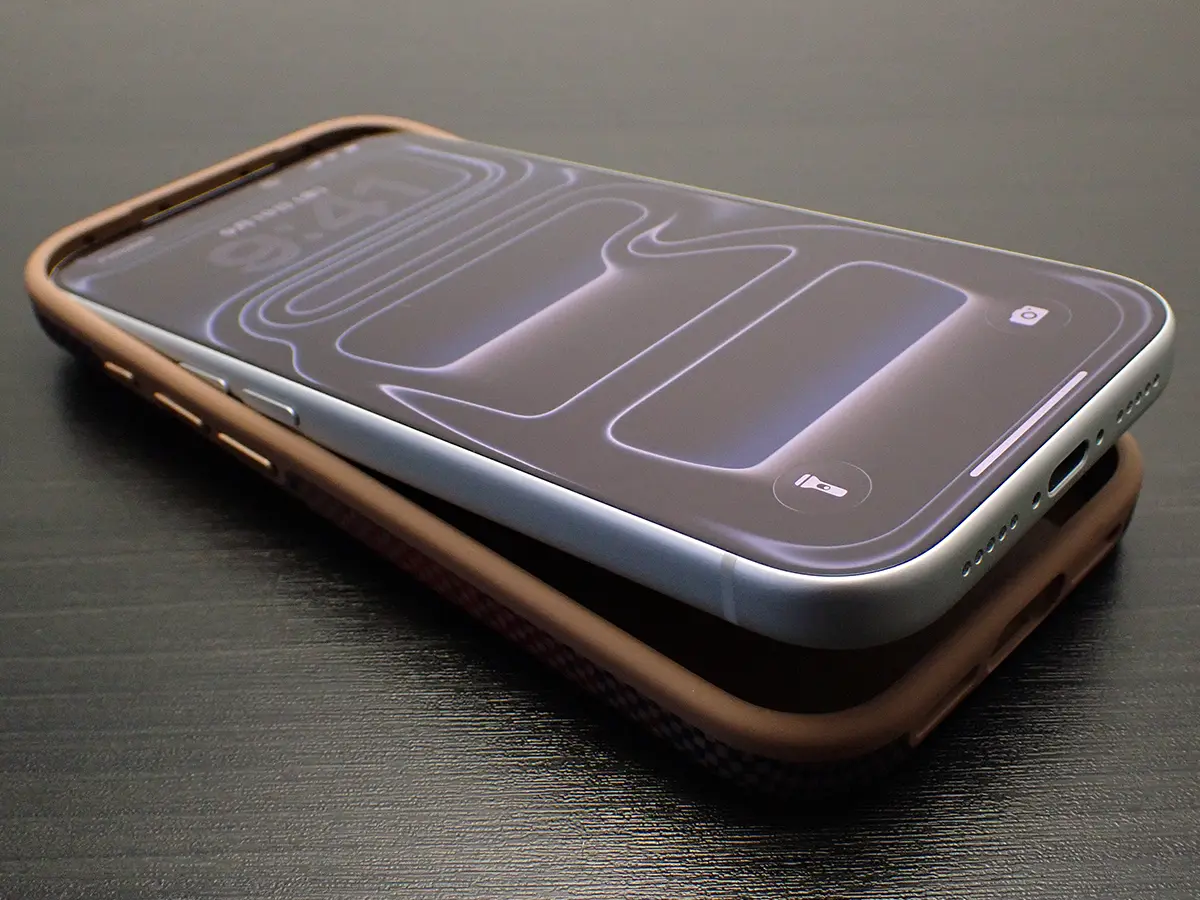 Pitaka Aramid UltraGuard Case