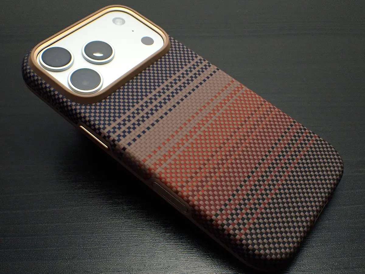 Pitaka Aramid UltraGuard Case