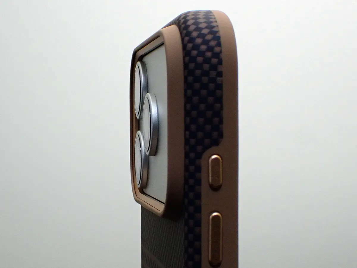 Pitaka Aramid UltraGuard Case