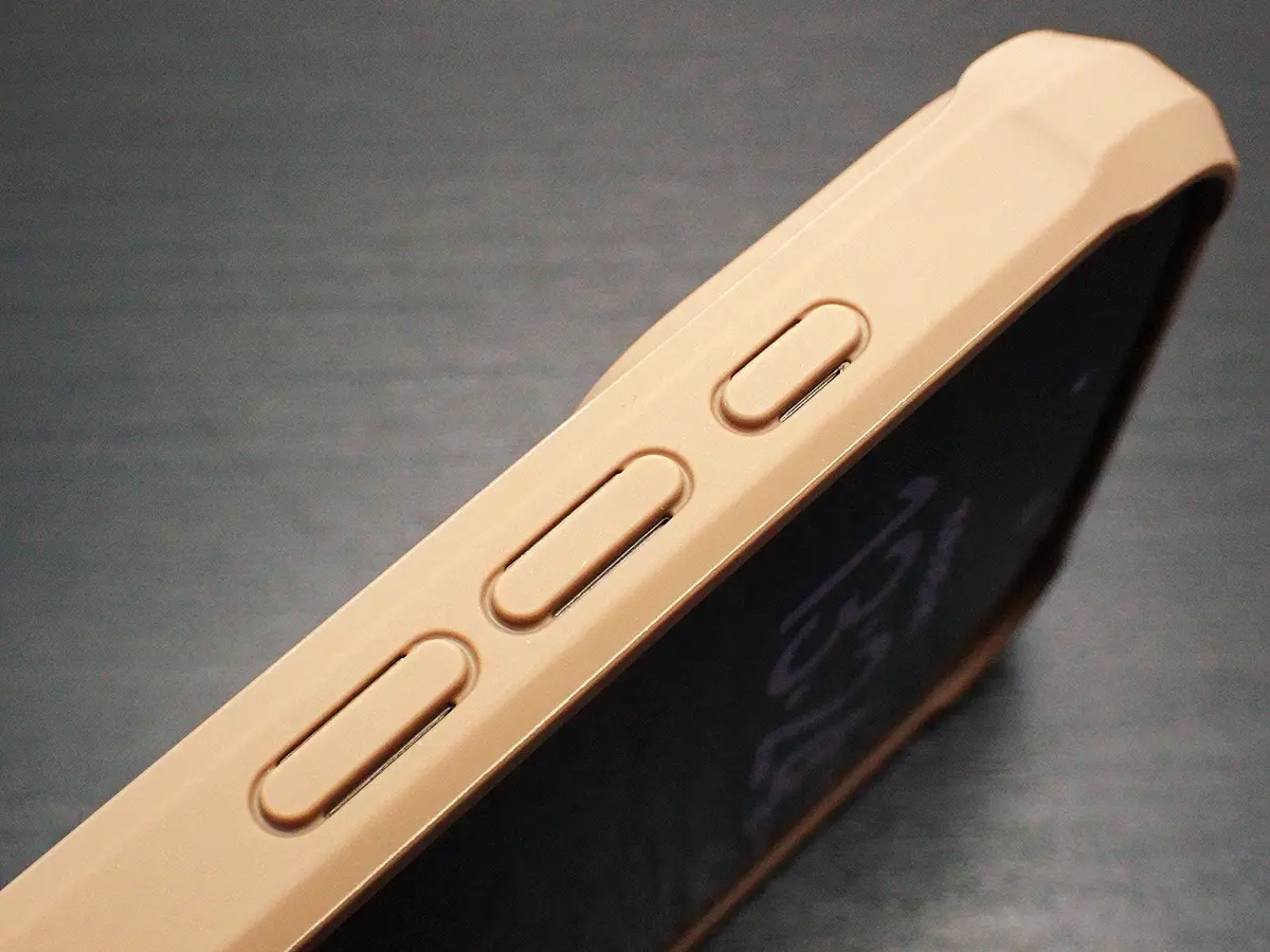 Pitaka Aramid ProGuard Case