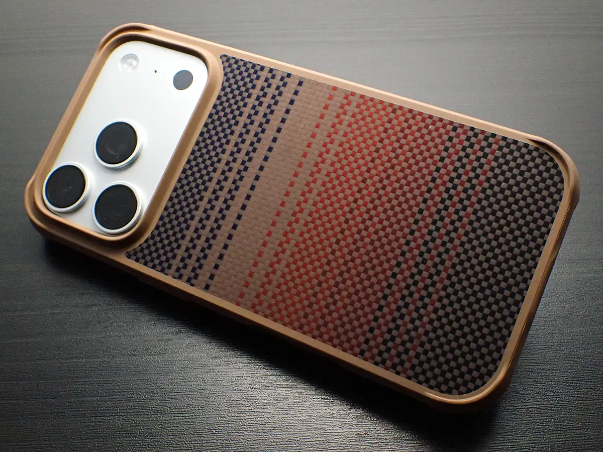 Pitaka Aramid ProGuard Case