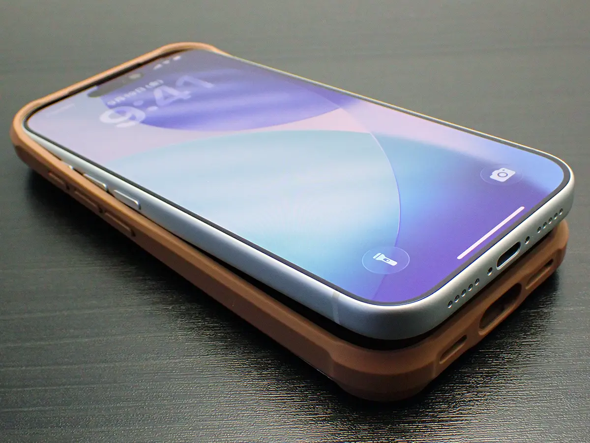 Pitaka Aramid ProGuard Case