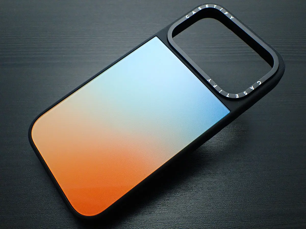 CASETiFY iPhone 17 Pro用 グレーズケース