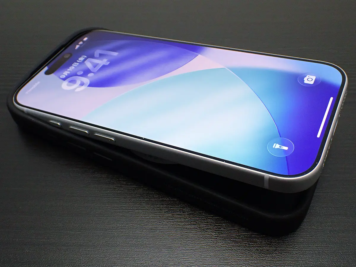 CASETiFY iPhone 17 Pro用 グレーズケース