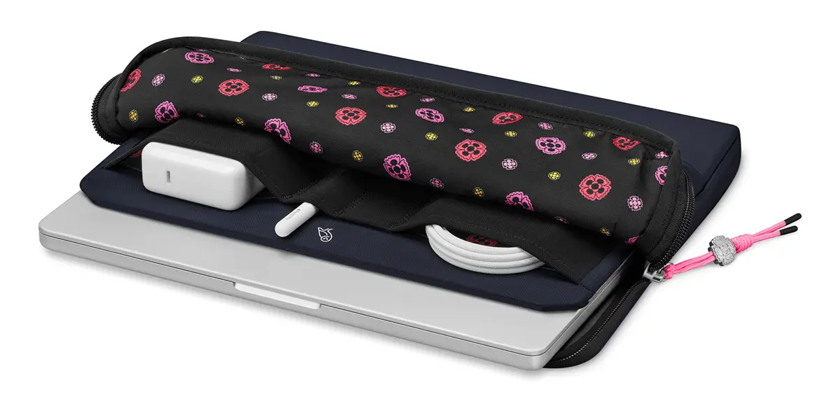 Bellroy Caddy for MacBook Year of the Horse