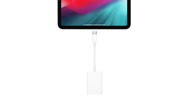 Apple USB-C - SDカードリーダー