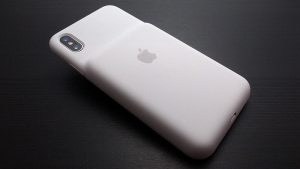 【レビュー】iPhone XS/XS Max/XR Smart Battery Case：Apple純正のiPhone用バッテリーケース - アイアリ