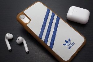adidas Originals Moulded Case SAMBA SS19 for iPhone XR