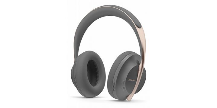 Bose Noise Cancelling Headphones 700 + Charging Case