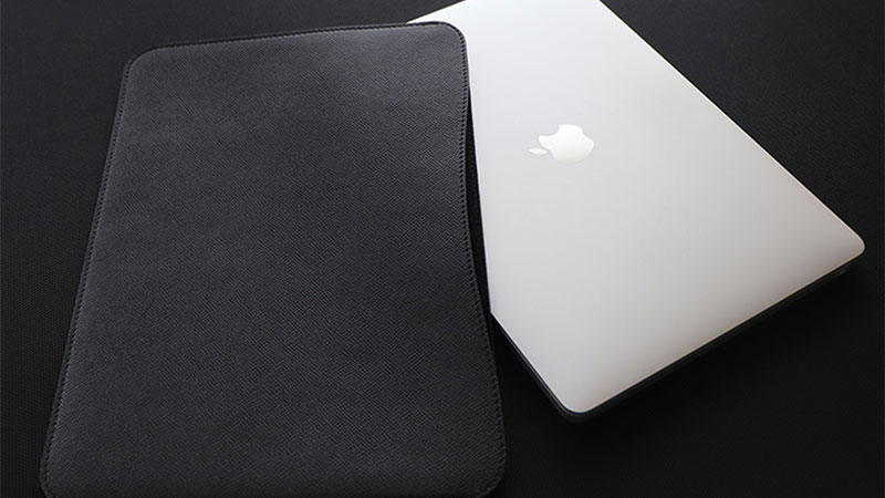 新製品】国立商店の16インチMacBook Pro用「職人が作るレザースリーブ 