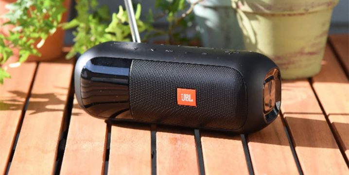新製品】ワイドFM対応のラジオチューナーを内蔵した、防水Bluetoothスピーカー「JBL Tuner FM」 アイアリ