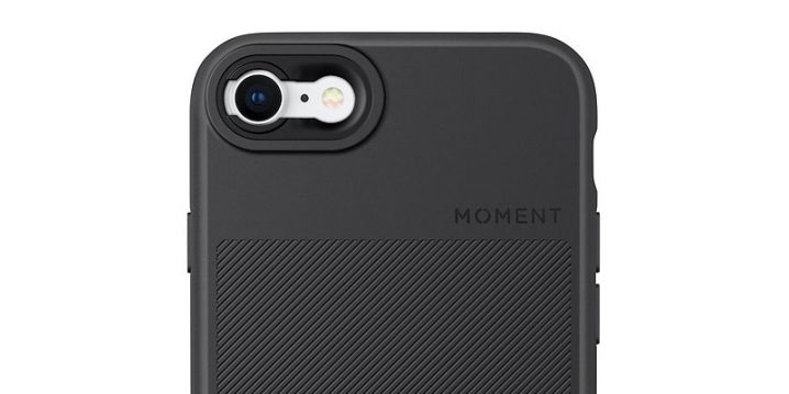 Moment Photo Case in Black Canvas for iPhone SE