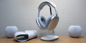 220903benksairpodsmaxstand-