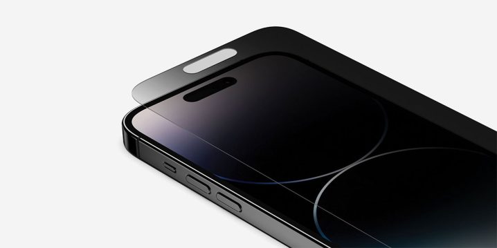 ベルキン ScreenForce 強化ガラスプライバシー抗菌保護フィルム iPhone 14 Pro用