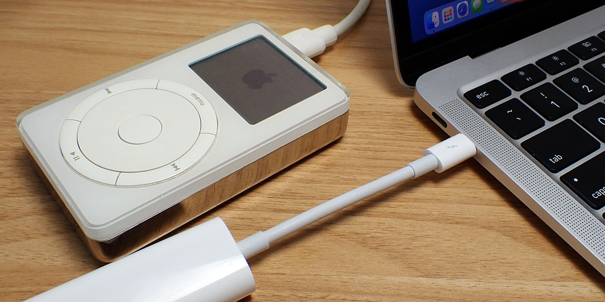 iPod豆知識】FireWire端子のiPod（第1/第2世代）を、Thunderbolt/ USB-Cの現行Macに接続するための変換アダプタ |  アイアリ