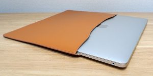 MacBook用レザースリーブケース(13”) エレコムBM-IBSVM2213シリーズ