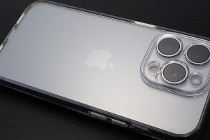 Simplism iPhone 15 Pro GLASSICA Solid 超精密設計 背面ガラスケース