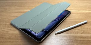 iPad Air(M3)用 Smart Folio