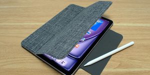 ニュース】iPad Air用Smart Folioに新色マリンブルー、ダークチェリー