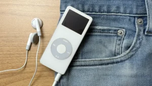 iPod nanoと、デニムのポケット部分