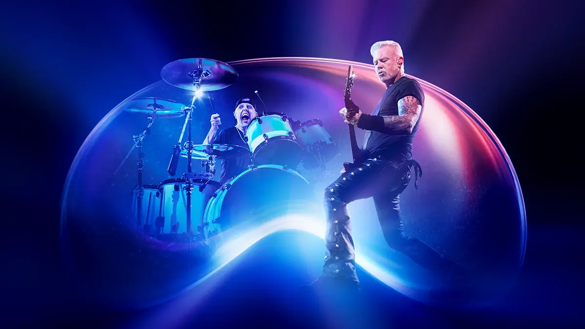 Experience Immersive